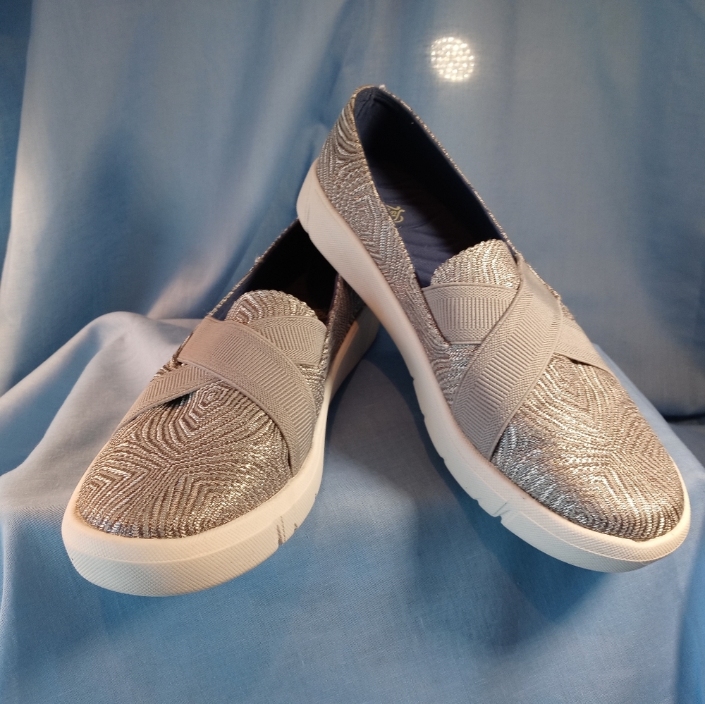 NWOT- Slip on Casual Shoes